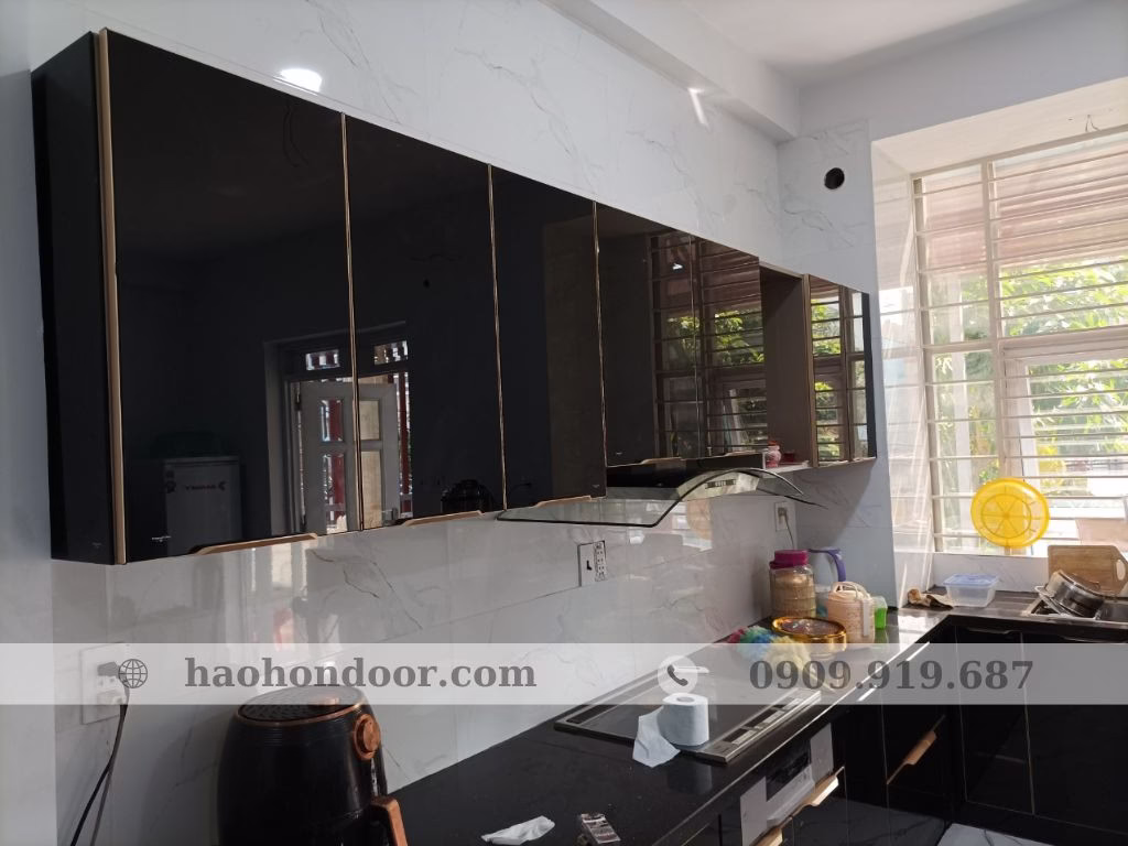 tu bep nhom hop kim huyen binh chanh ho chi minh 2022 chi yen 7